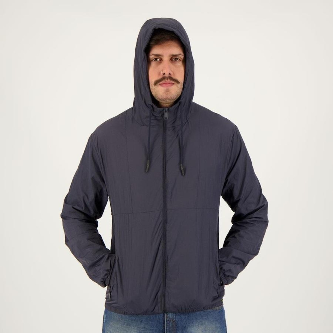 Jaqueta Corta Vento com Capuz Veztro Anorak - Masculina - Foto 5