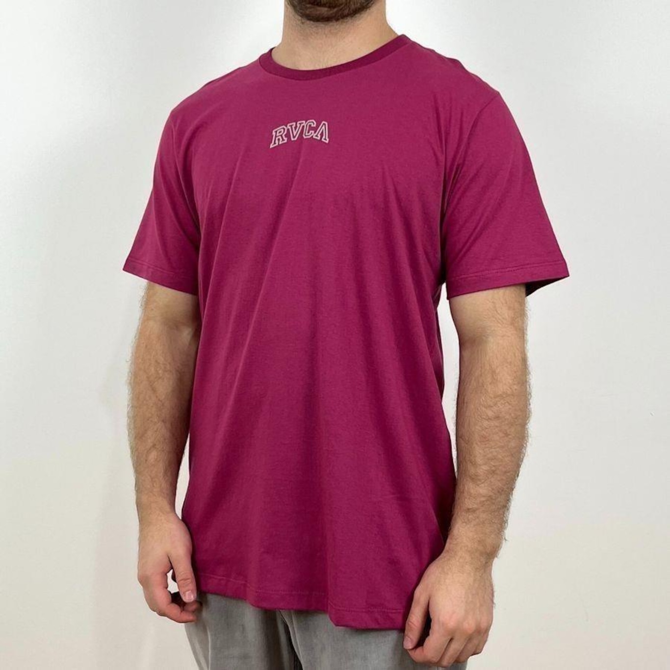 Camiseta Rvca Lil Arch - Masculina - Foto 2