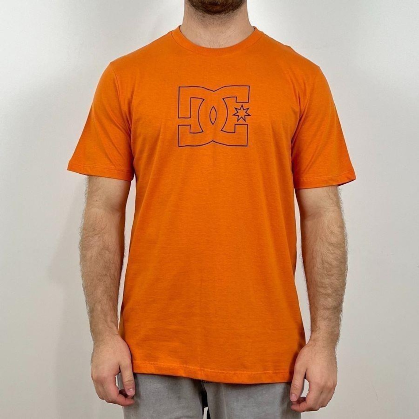 Camiseta Dc Star Outline - Masculina - Foto 1