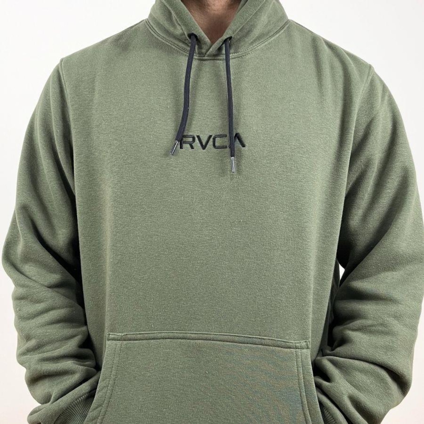 Blusão de Moletom com Capuz Rvca Tonally - Masculino - Foto 2