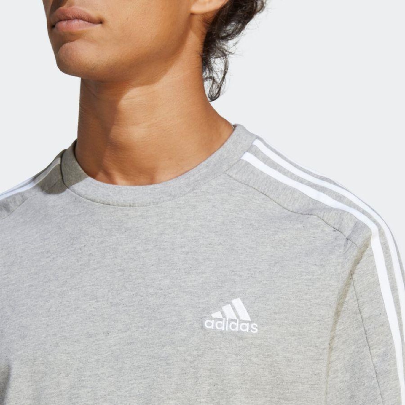 Camiseta adidas Essentials Single Jersey 3-Stripes - Masculina - Foto 6