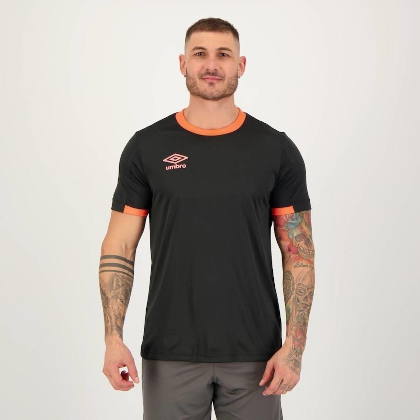 Camiseta Umbro Drop - Masculina - Foto 4