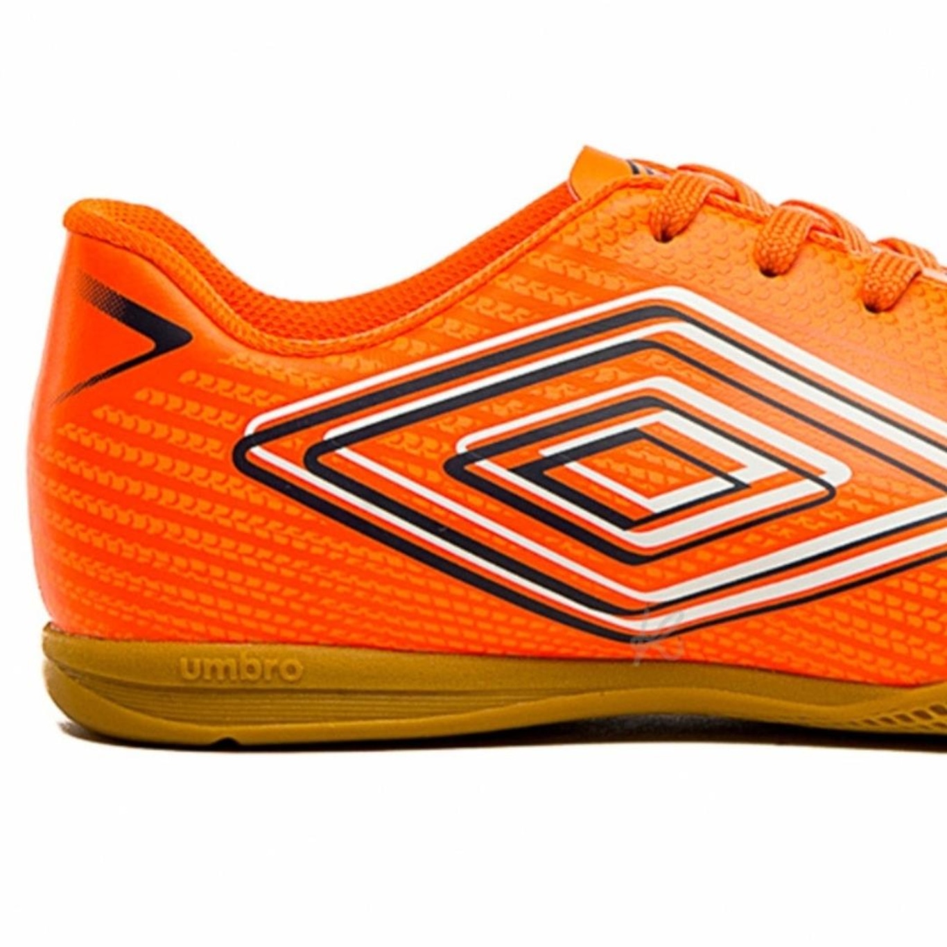 Chuteira Futsal Umbro Arcade + Meias - Adulto - Foto 3