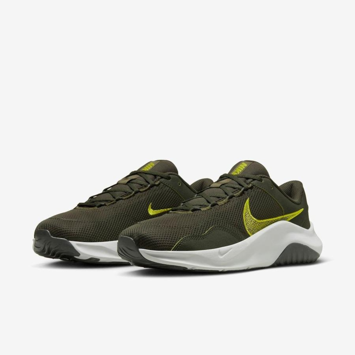 Tênis Nike Legend Essential 3 Next Nature - Masculino - Foto 5