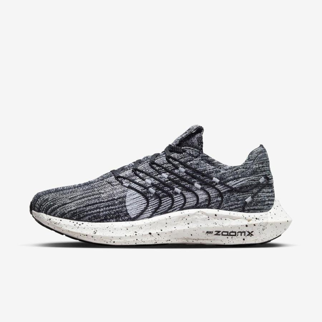 Nike zoom pegasus turbo vs epic react hot sale flyknit