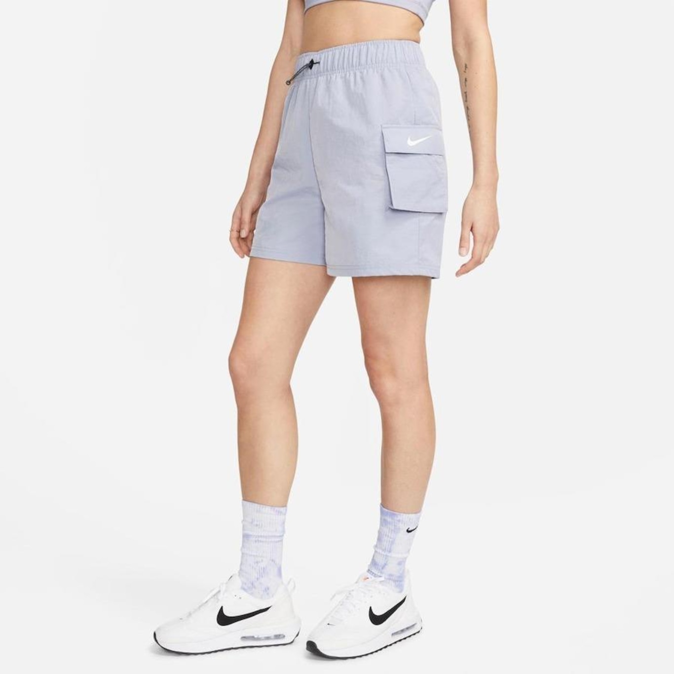 Shorts Nike Sportswear Essential - Feminino em Promoção