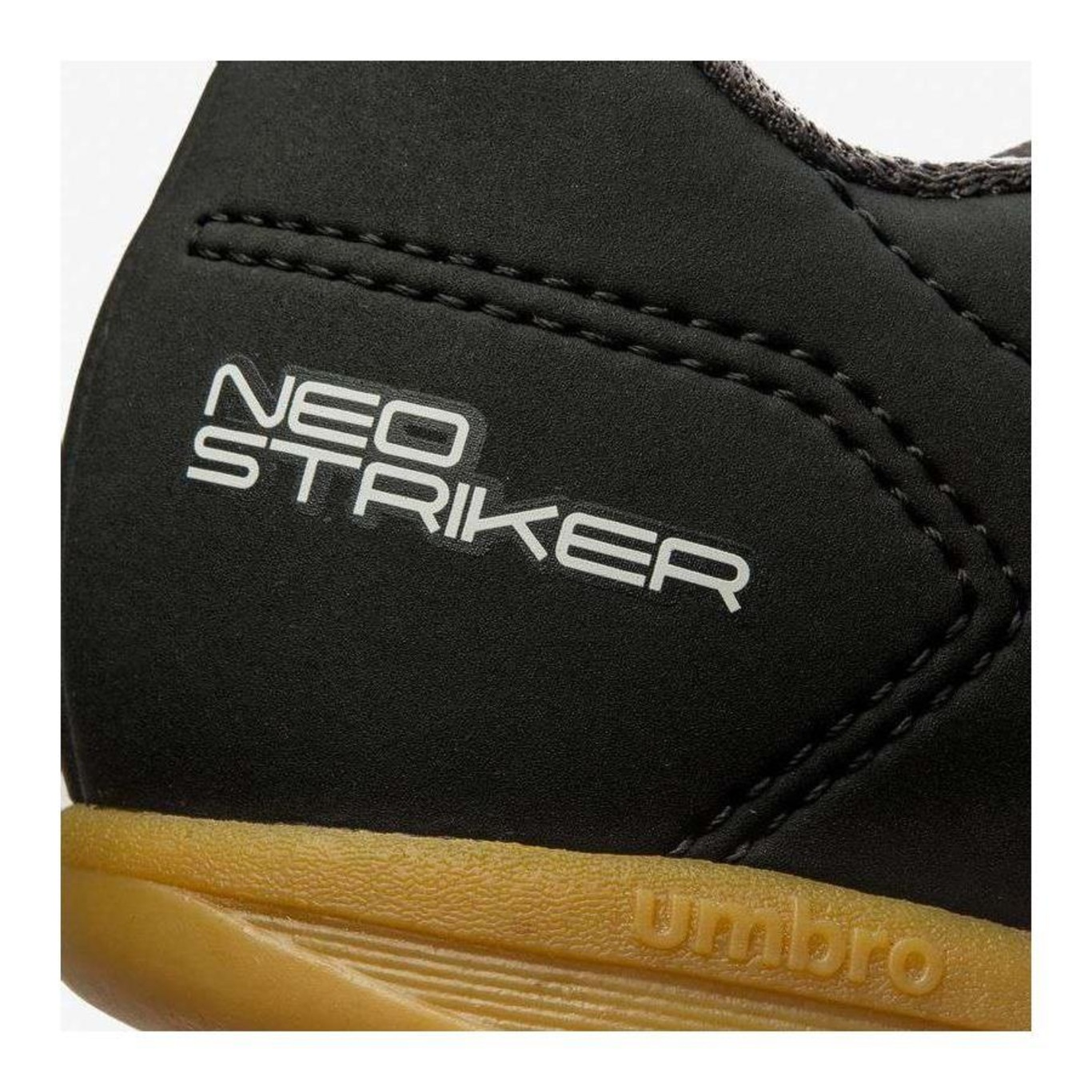 Chuteira Futsal Umbro Neo Striker Ic - Adulto - Foto 5