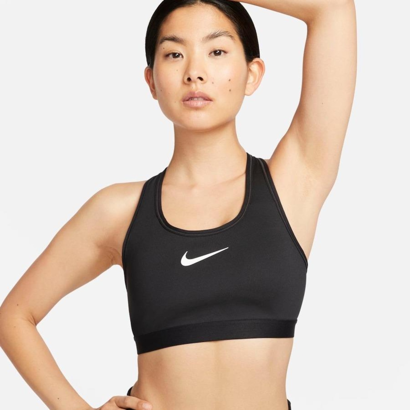 Top Fitness Nike Swoosh - Feminino - Foto 3