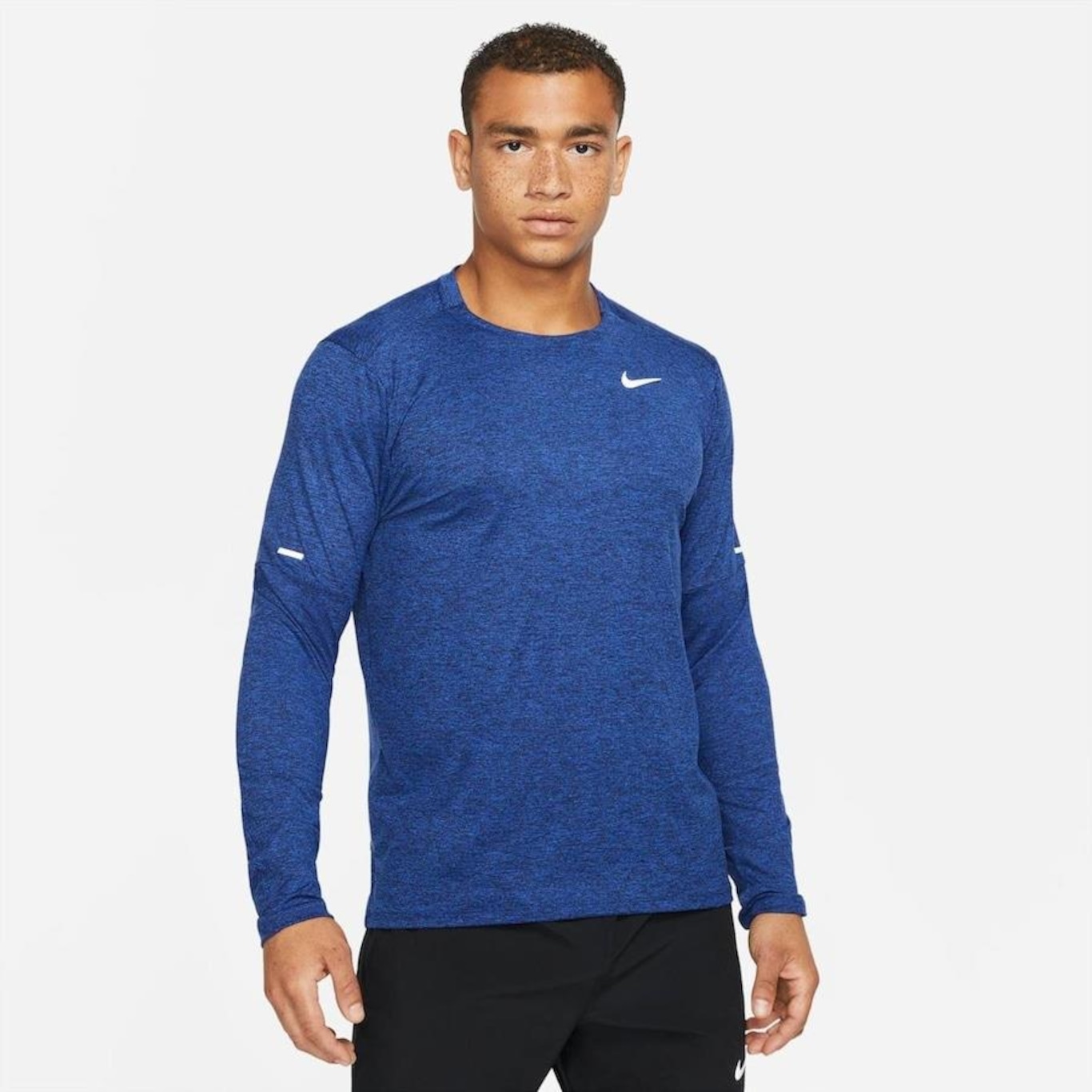 Camiseta Nike Dri-Fit Element - Masculina - Foto 4