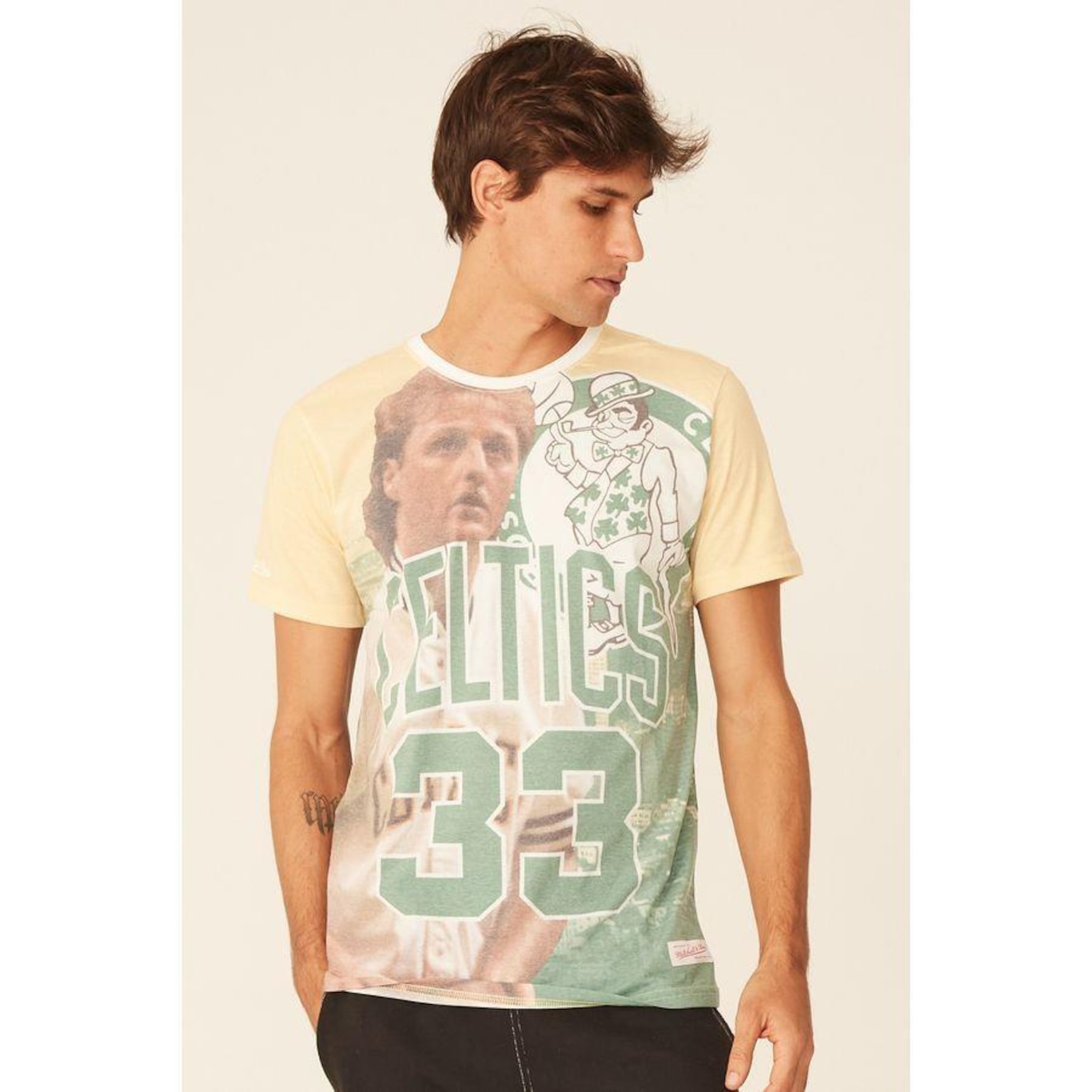 Camiseta Mitchell & Ness Estampada City Pride Boston Celtics Larry Bird - Masculina - Foto 2