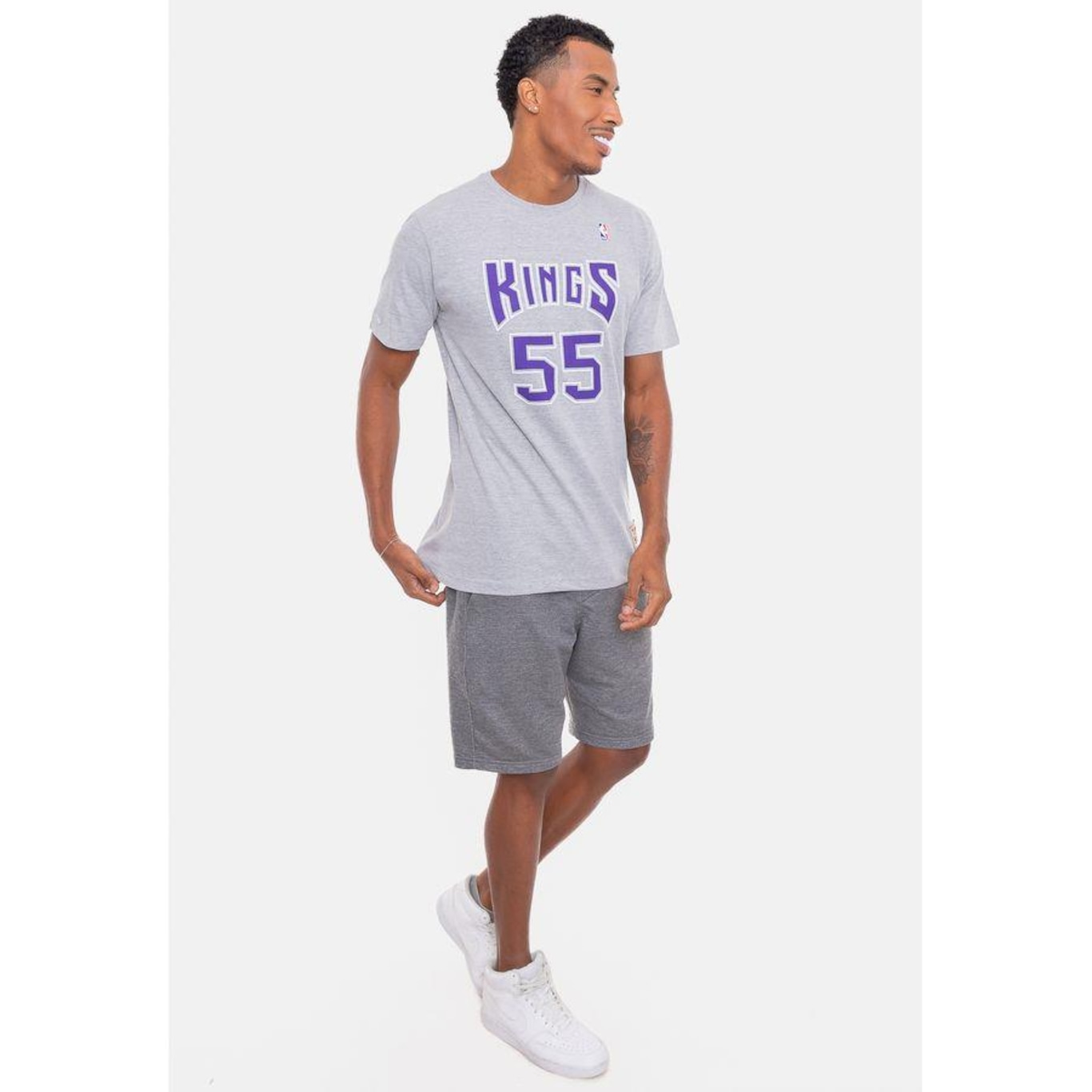 Camiseta Mitchell & Ness Especial Sacramento Kings - Masculina - Foto 5