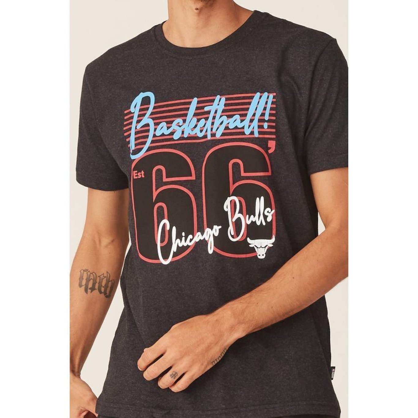 Camiseta NBA Estampada Chicago Bulls Casual - Masculina - Foto 2