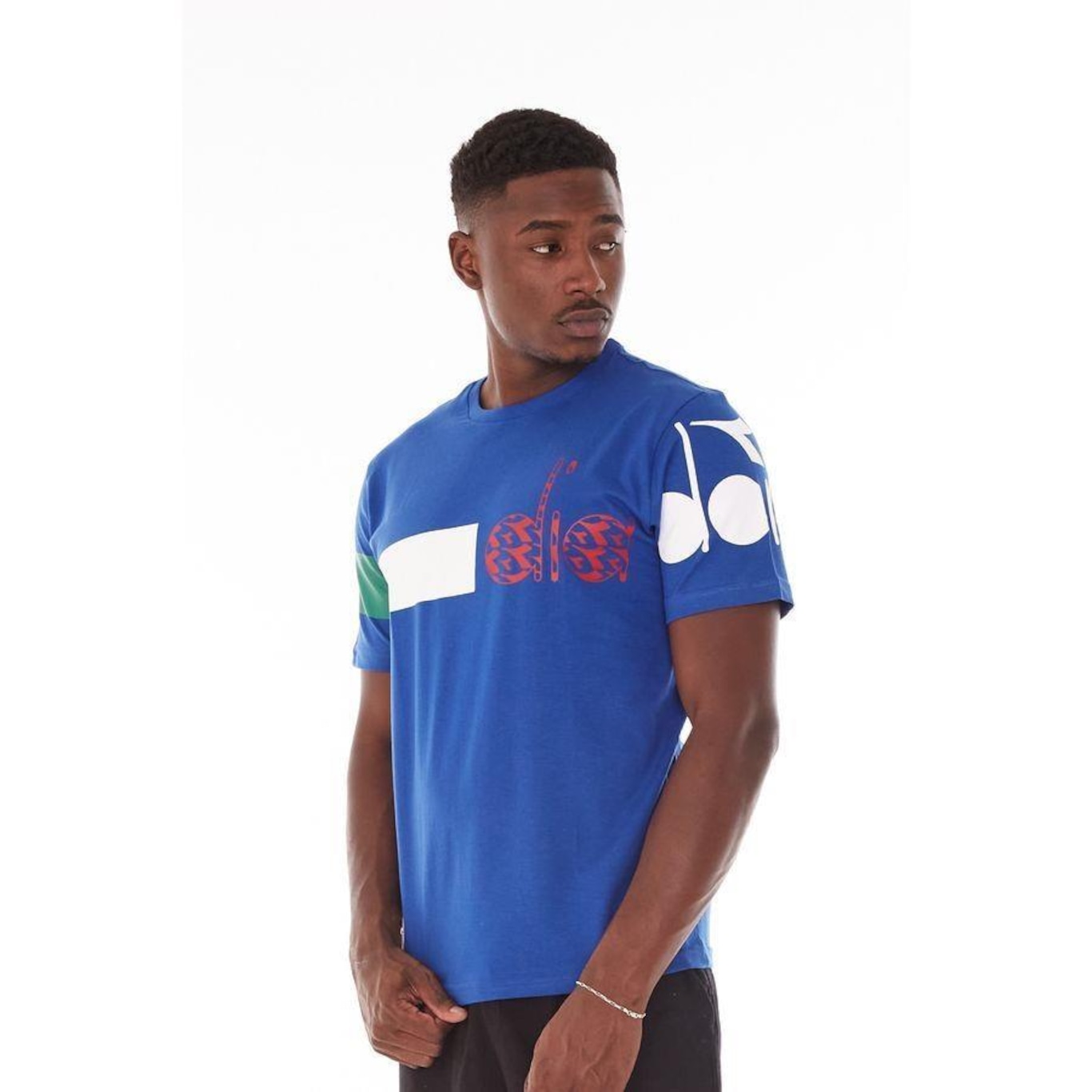 Camiseta Diadora Frieze Fill Masculina em Promo o Centauro