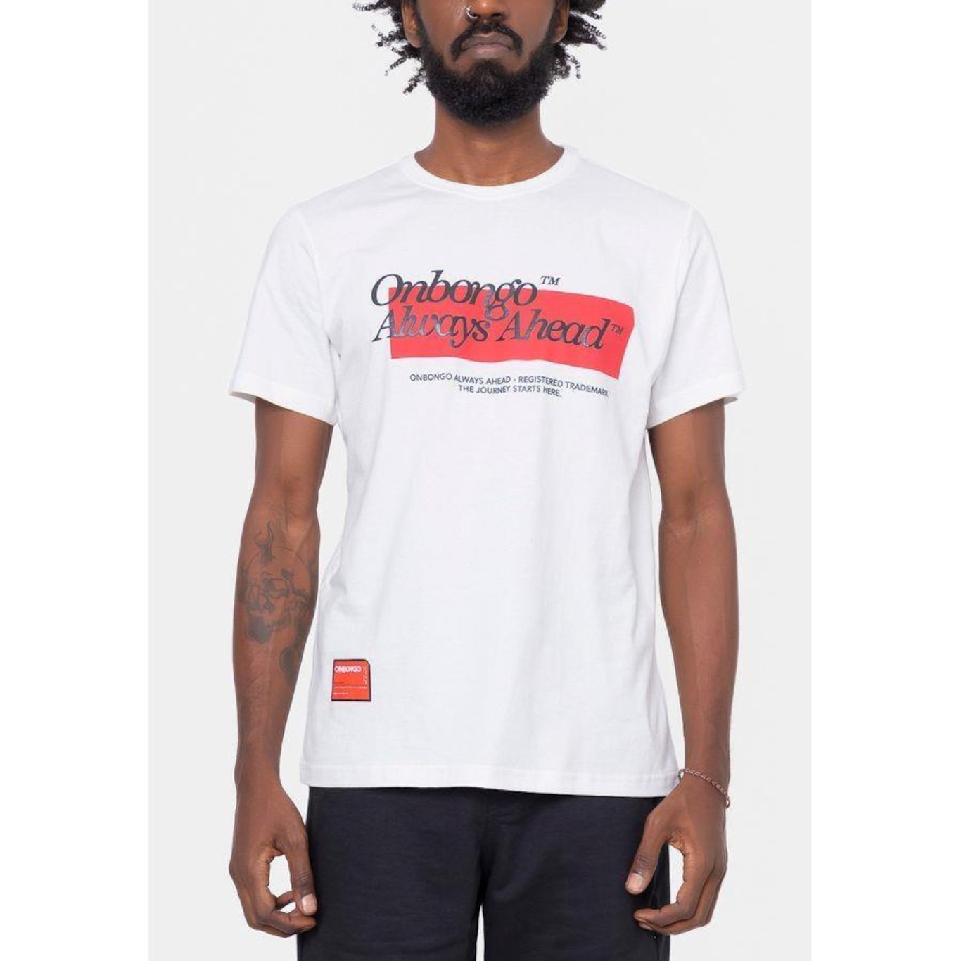 Camiseta Onbongo Mina Branca - Masculina - Foto 1