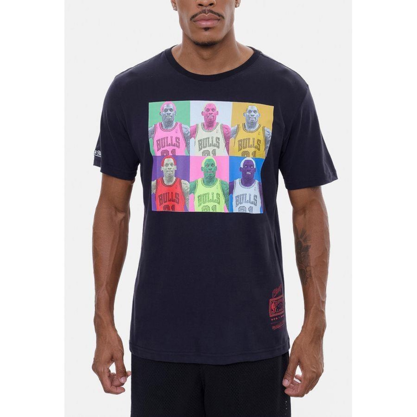 Camiseta Mitchell & Ness Pop Art Chicago Bulls - Masculina - Foto 2