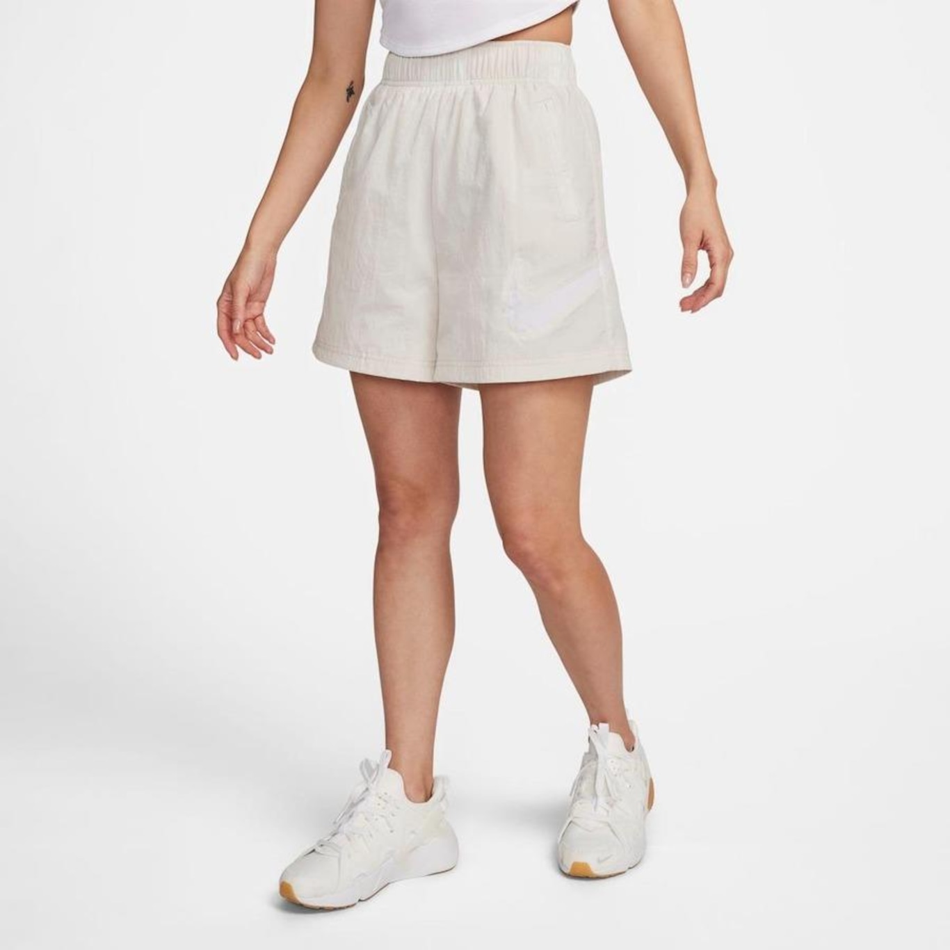 Shorts Nike Sportswear Essential - Feminino - Foto 3