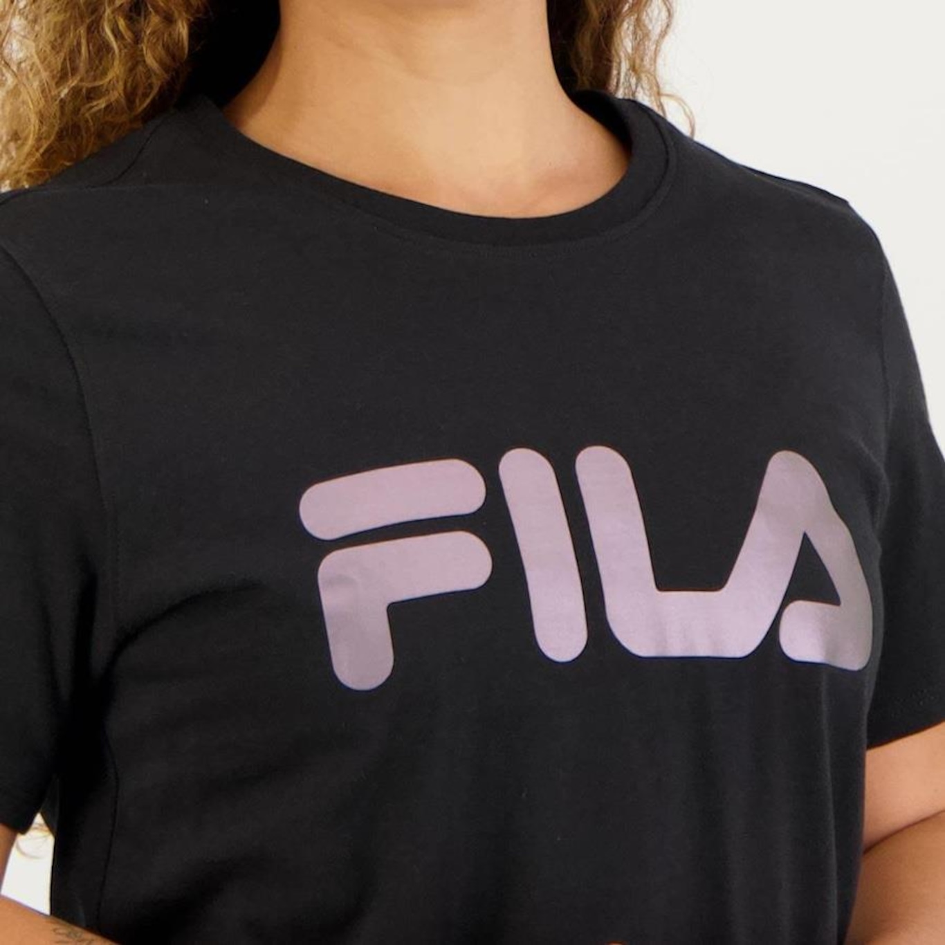 Camiseta Fila Letter Premium - Feminina - Foto 5