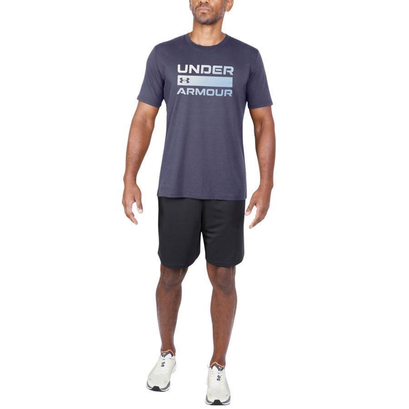 Camiseta Under Armour Team Issue - Masculina - Foto 4