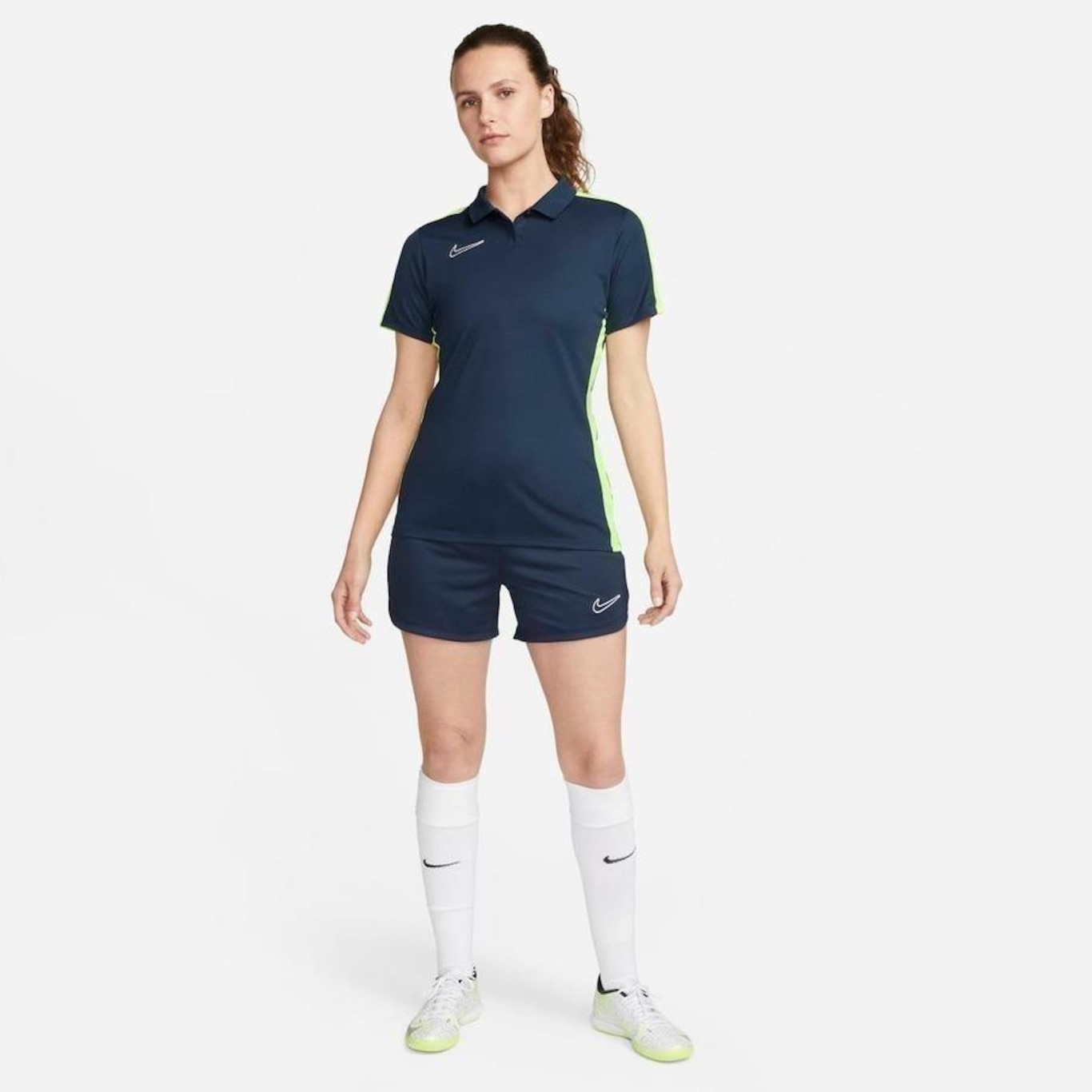 Shorts Nike Dri-Fit Academy - Feminino - Foto 3