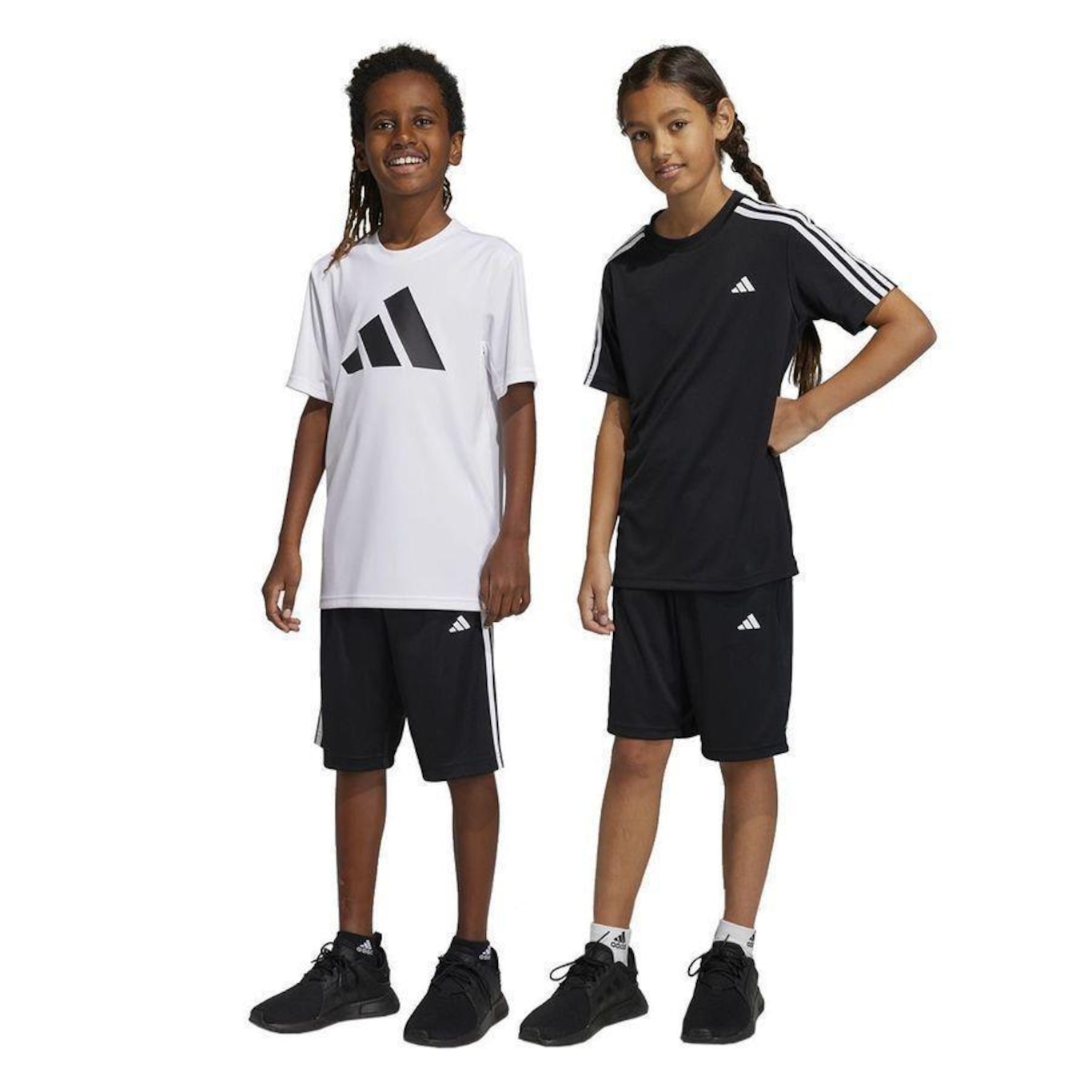 Bermuda Infantil adidas Essentials 3 Listras - Foto 6