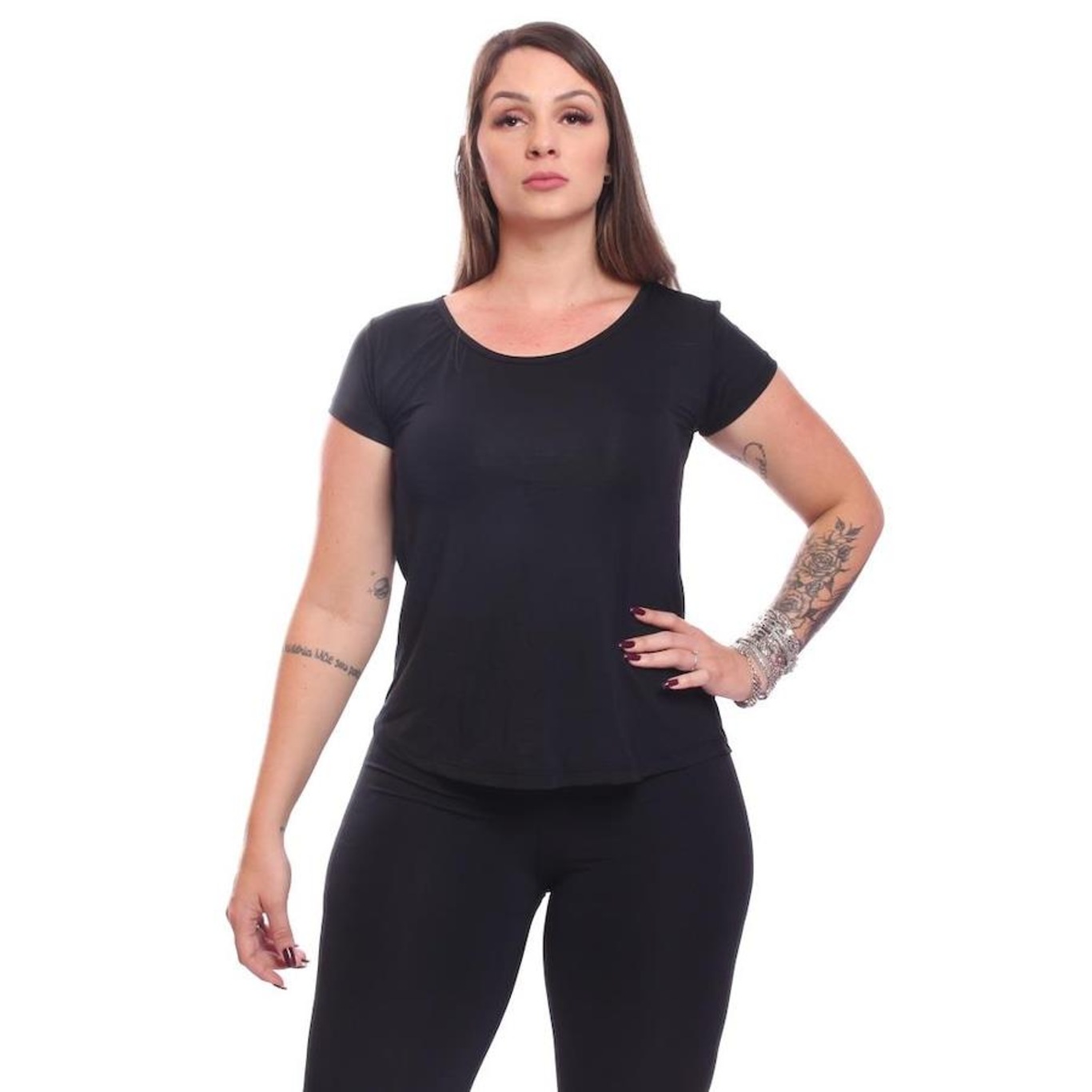 Kit Camisetas Dellas Fit Manga Curta Dry Fit Academia Treino - 2 Unidades - Feminina - Foto 4