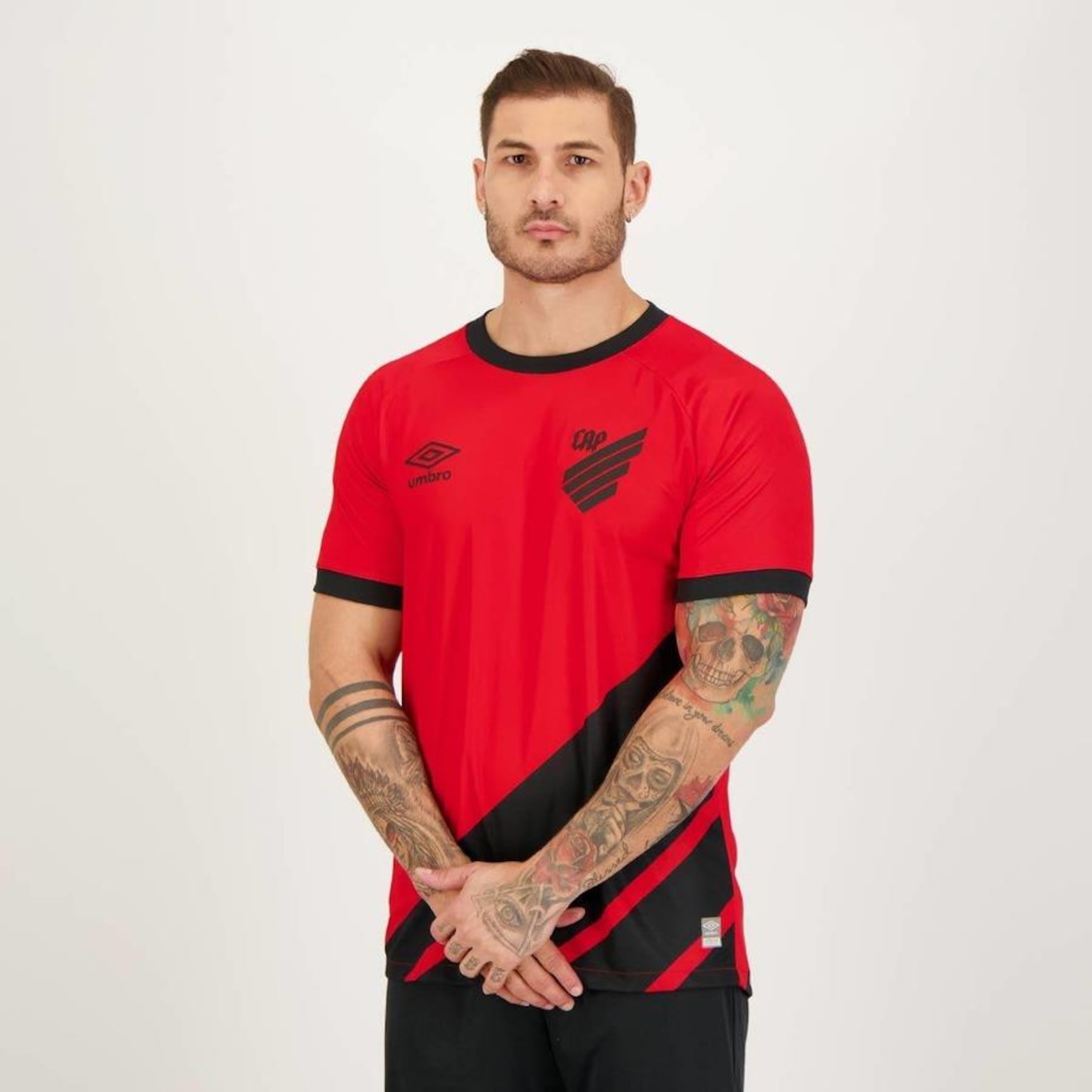 Camisa do Athletico Paranaense I 2023 Thiago Heleno 44 Umbro - Masculina - Foto 1