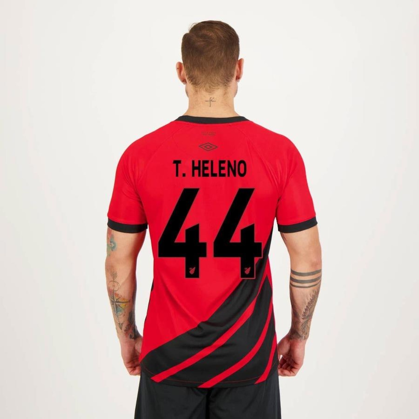 Camisa do Athletico Paranaense I 2023 Thiago Heleno 44 Umbro - Masculina - Foto 5