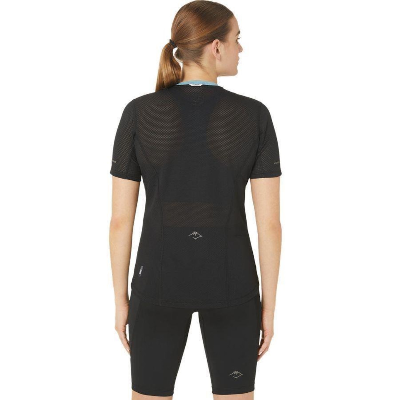 Camiseta Asics Fujitrail - Feminina - Foto 2