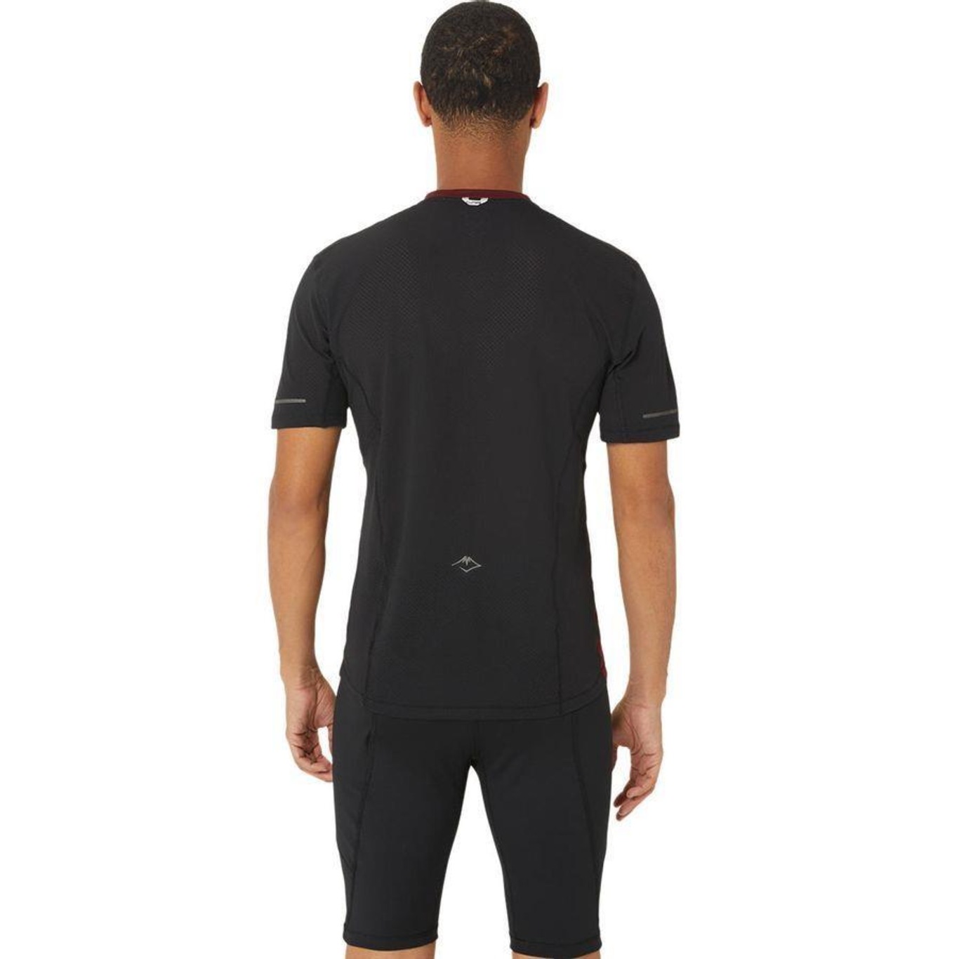 Camiseta Asics Fujitrail Zíper - Masculina - Foto 3