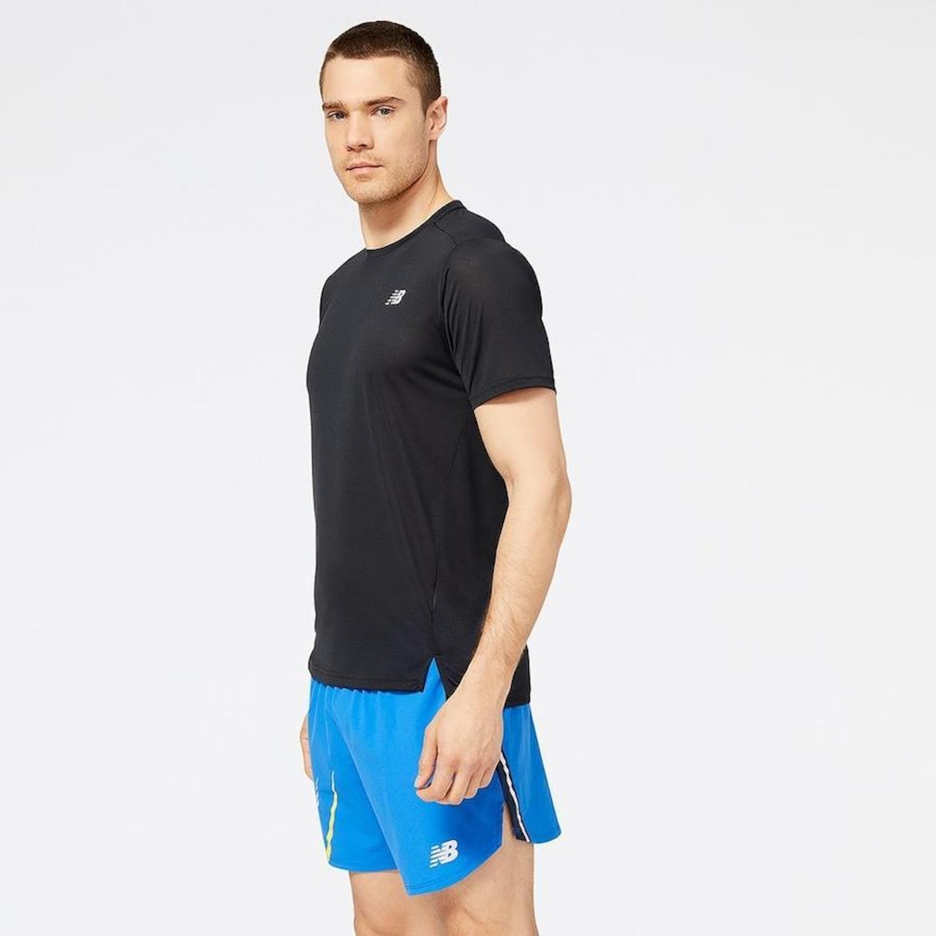 Camiseta New Balance Accelerate - Masculina - Foto 3