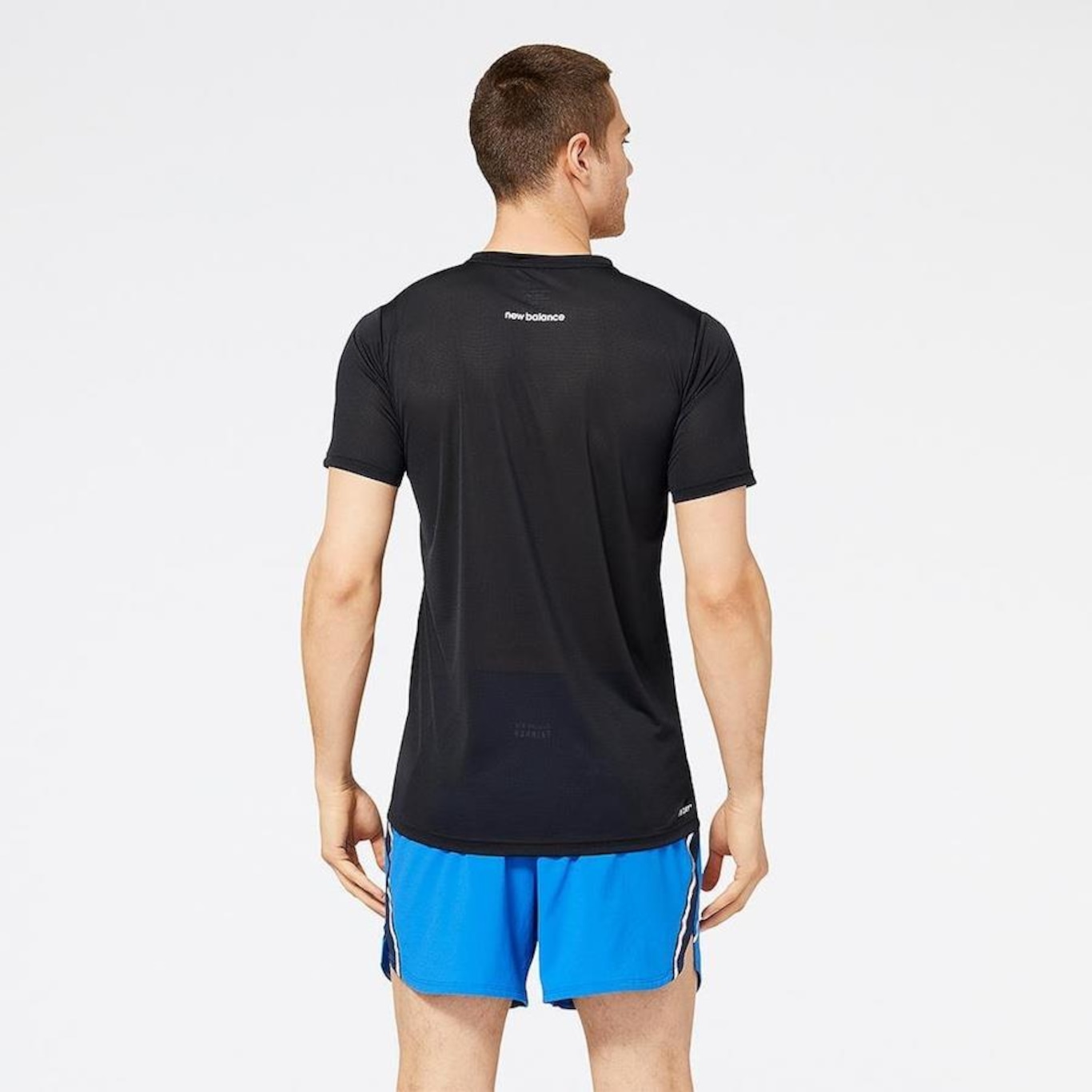 Camiseta New Balance Accelerate - Masculina - Foto 4