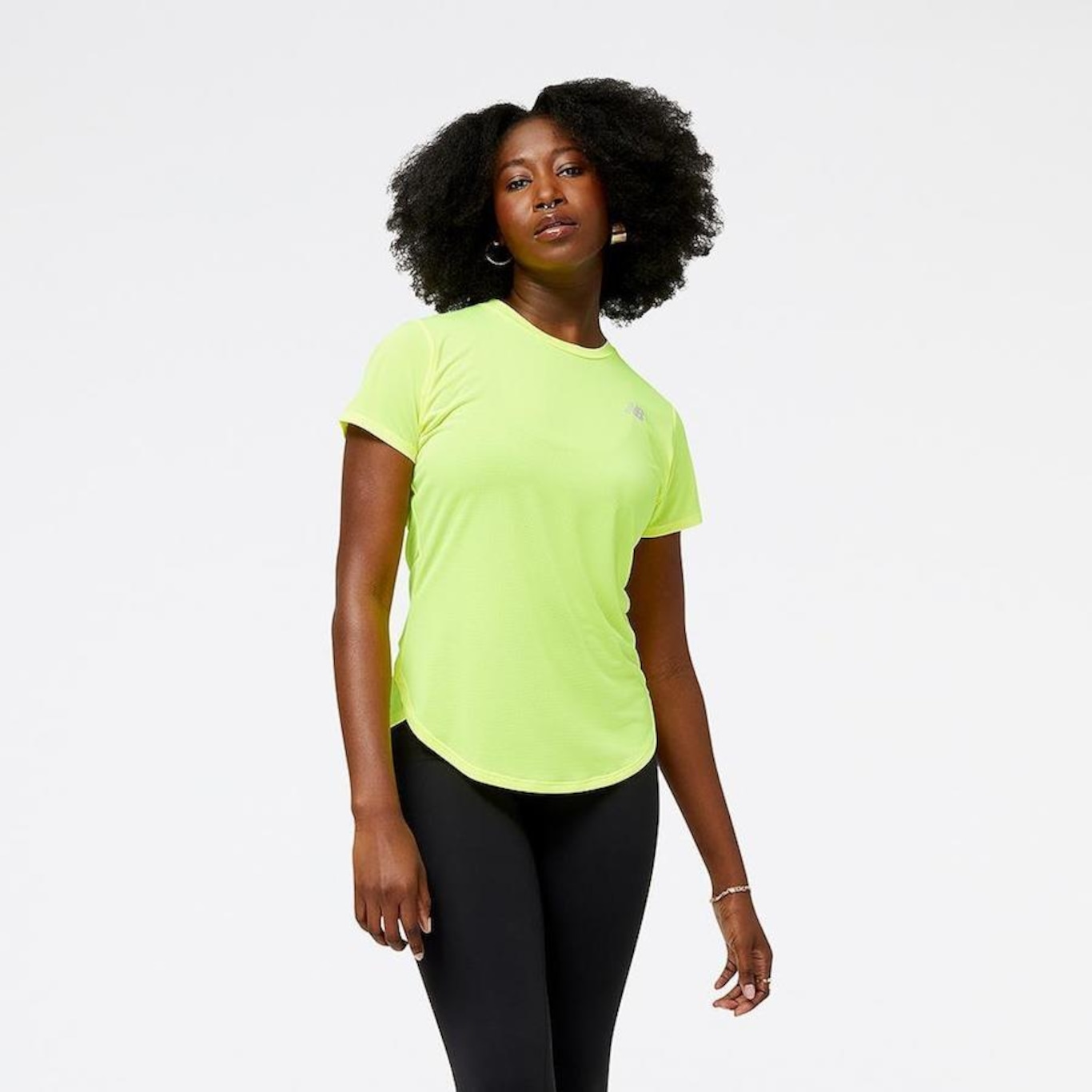 Camiseta New Balance Accelerate - Feminina - Foto 1