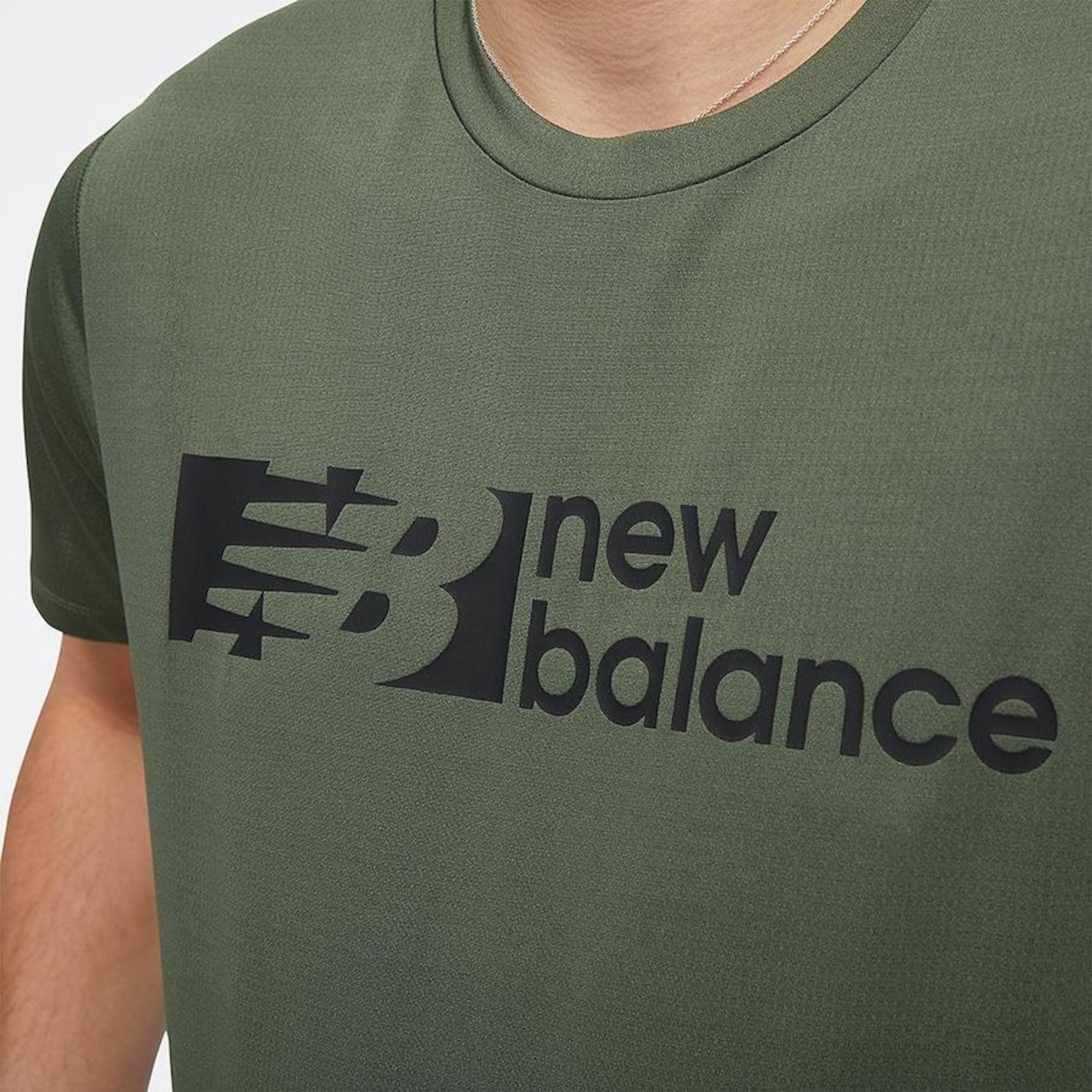 Camiseta New Balance Tenacity Graphic - Masculina - Foto 4