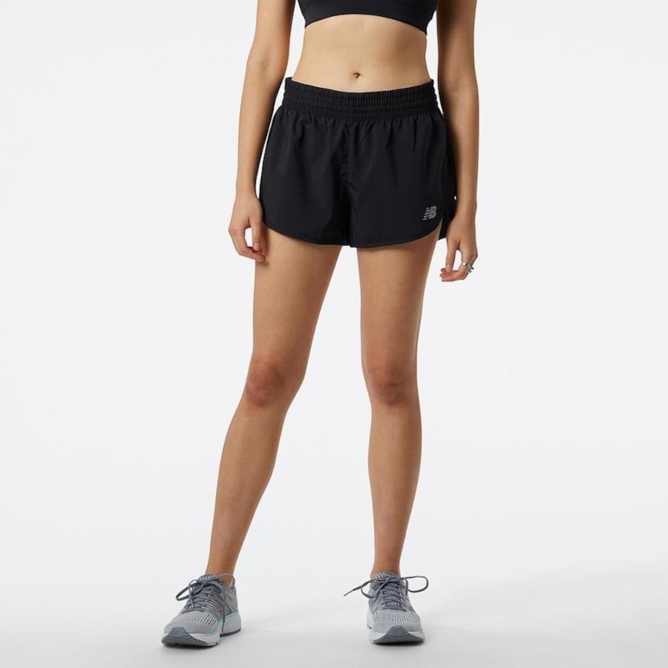 Shorts New Balance Accelerate - Feminino - Foto 2