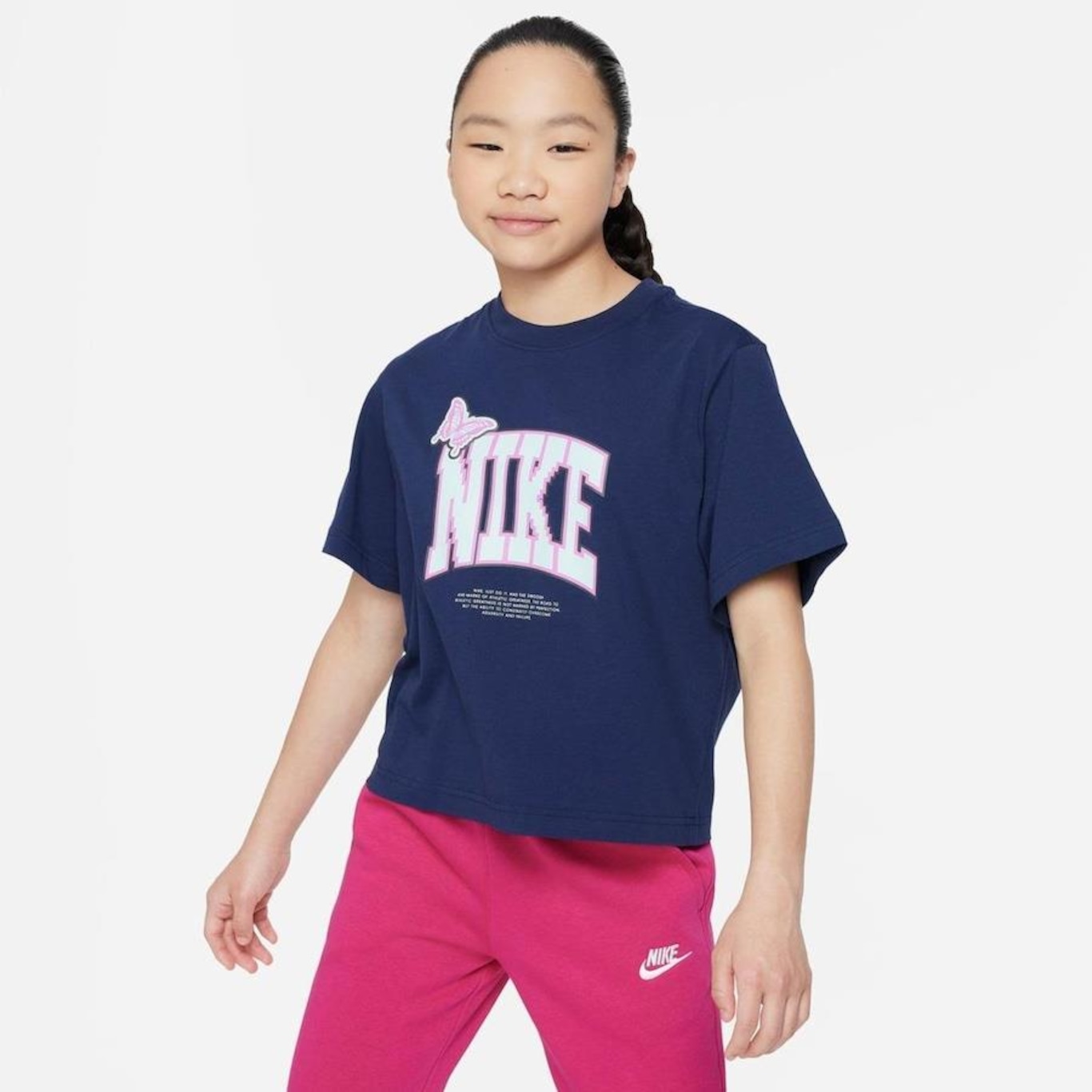 Camiseta Nike Sportswear - Infantil - Foto 3