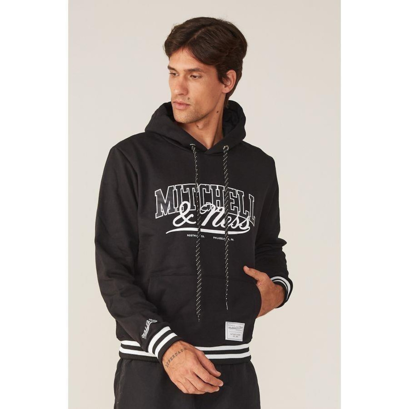 Blusão de Moletom Mitchell & Ness Fechado com Capuz Branded - Masculino - Foto 1