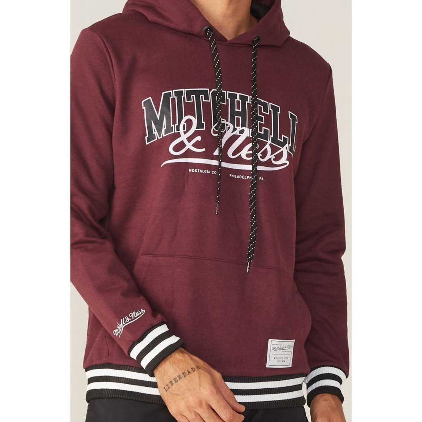 Blusão de Moletom Mitchell & Ness Fechado com Capuz Branded - Masculino - Foto 1