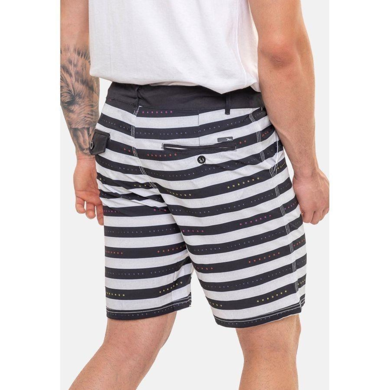 Bermuda Boardshort Onbongo Híbrido Listrado - Masculina - Foto 4