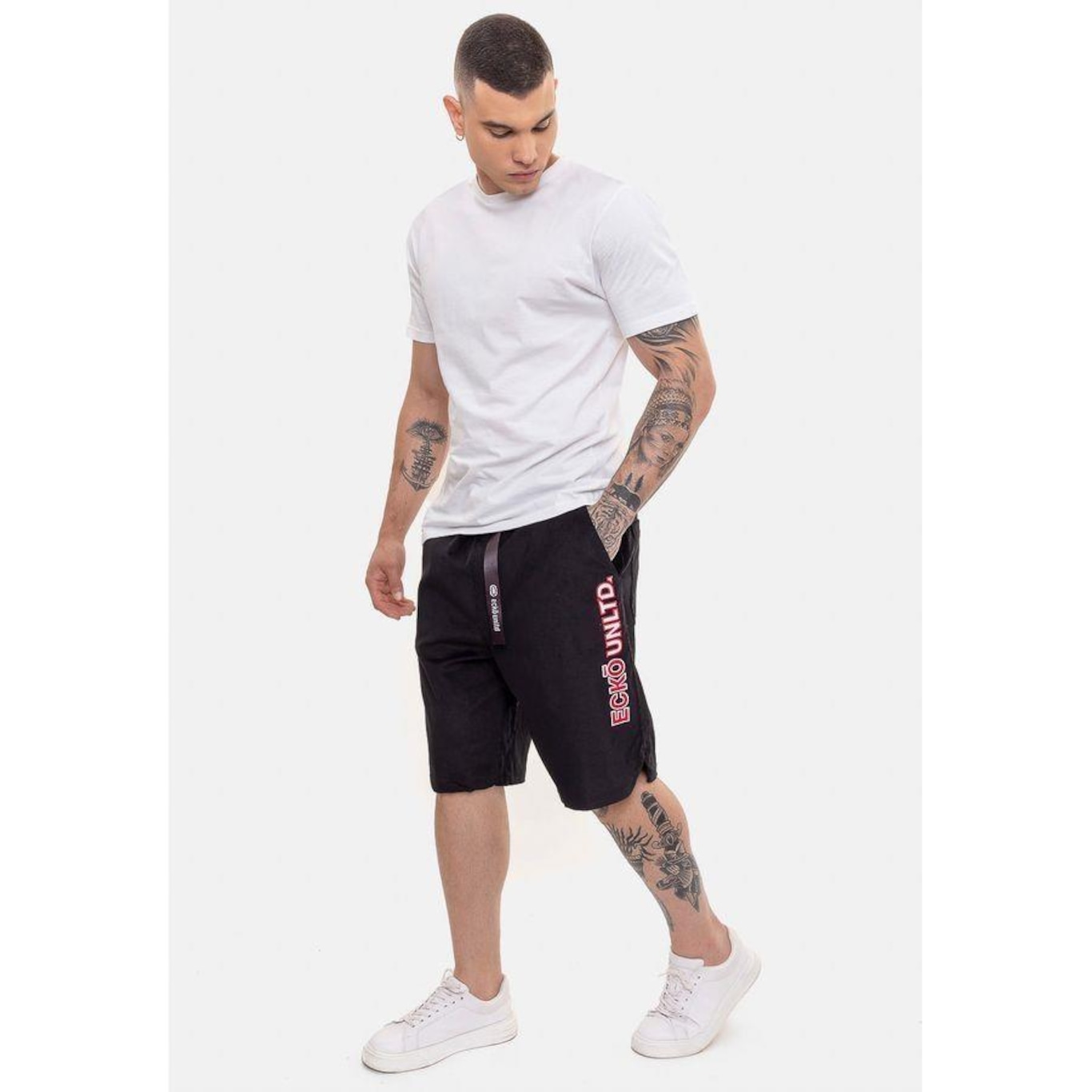 Bermuda Ecko Veludo - Masculina - Foto 4