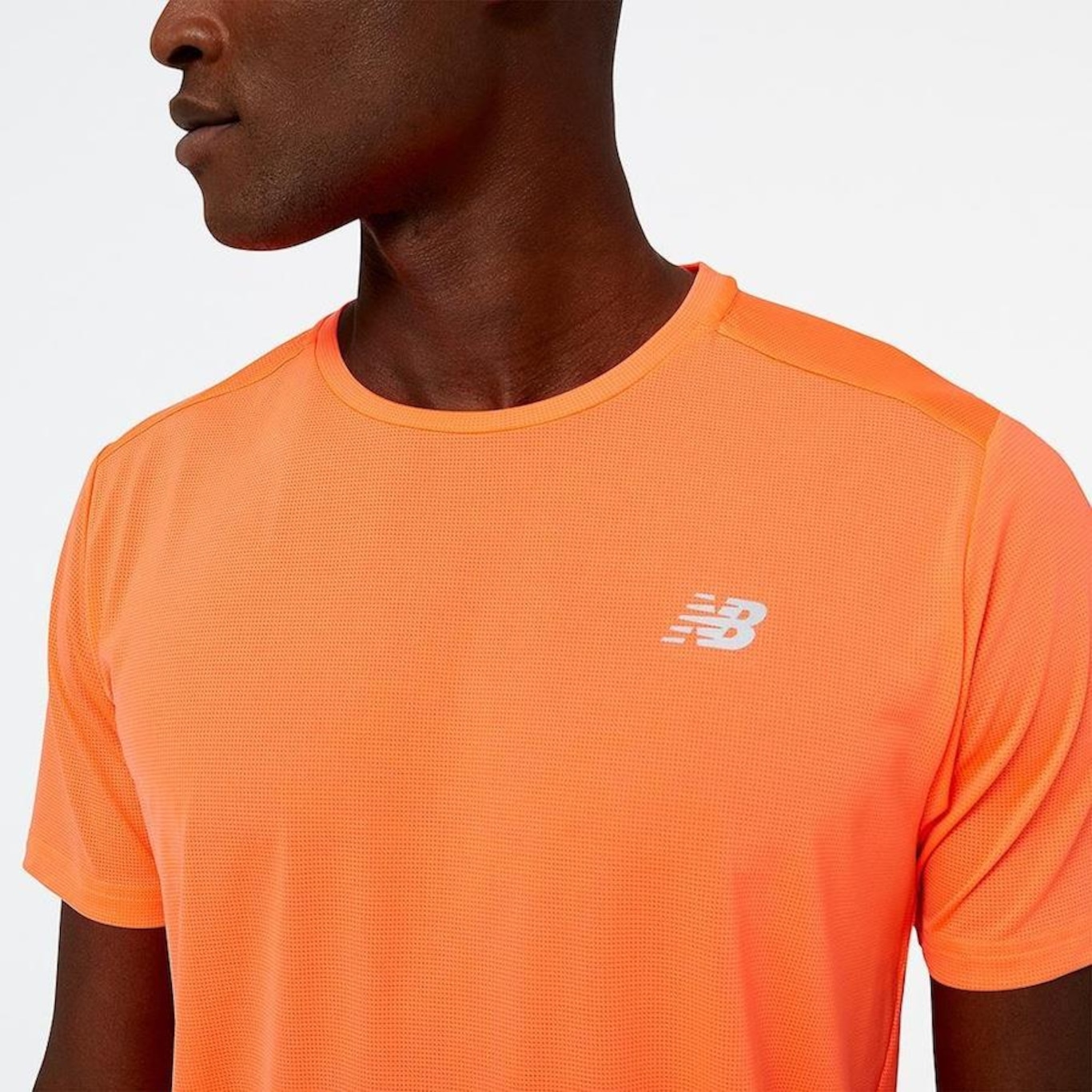 Camiseta New Balance Accelerate - Masculina - Foto 4