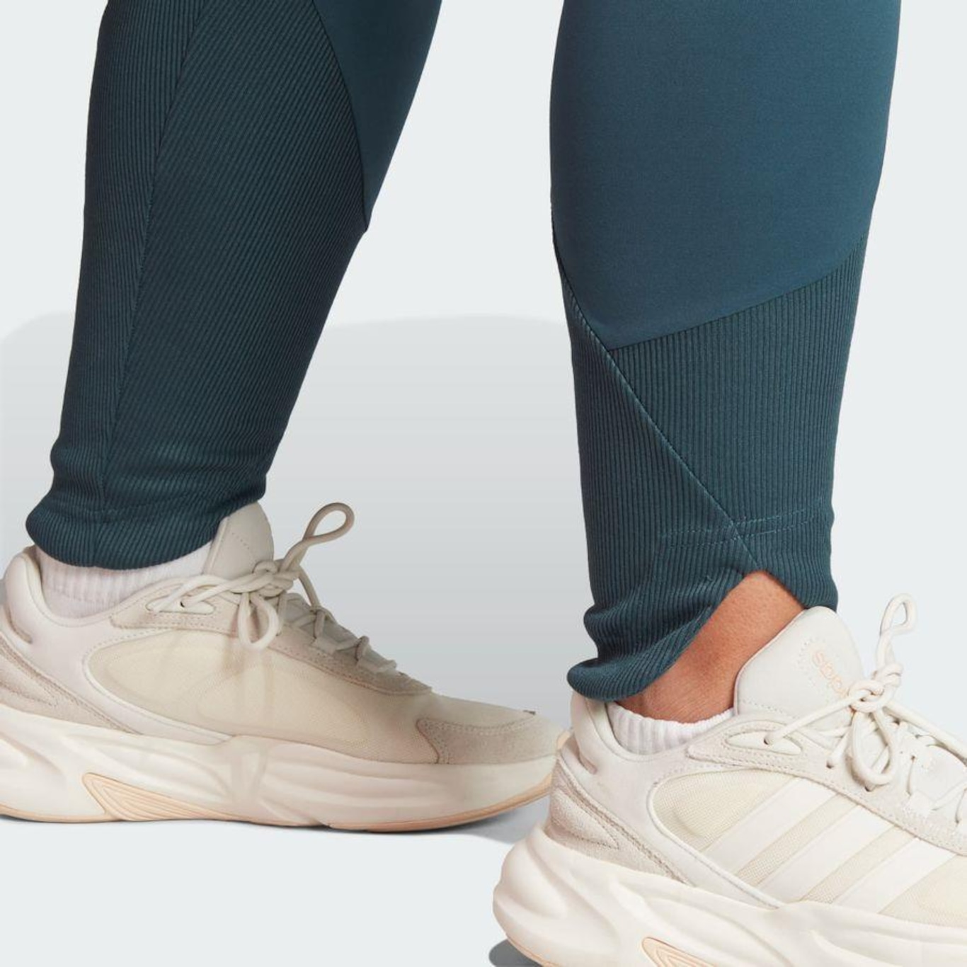 Calça Legging adidas Z.N.E. Plus Size - Feminina em Promoção