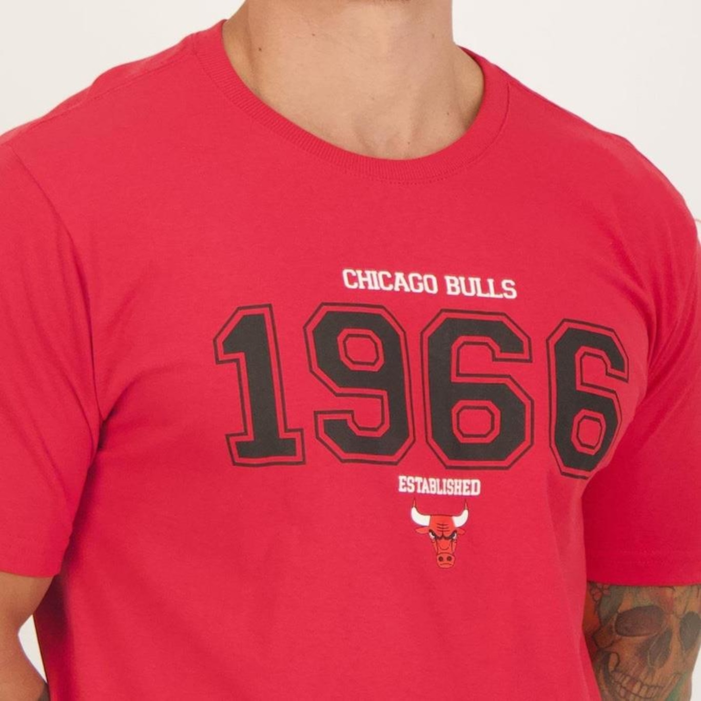 Camiseta NBA Founded Chicago Bulls - Masculina - Foto 3