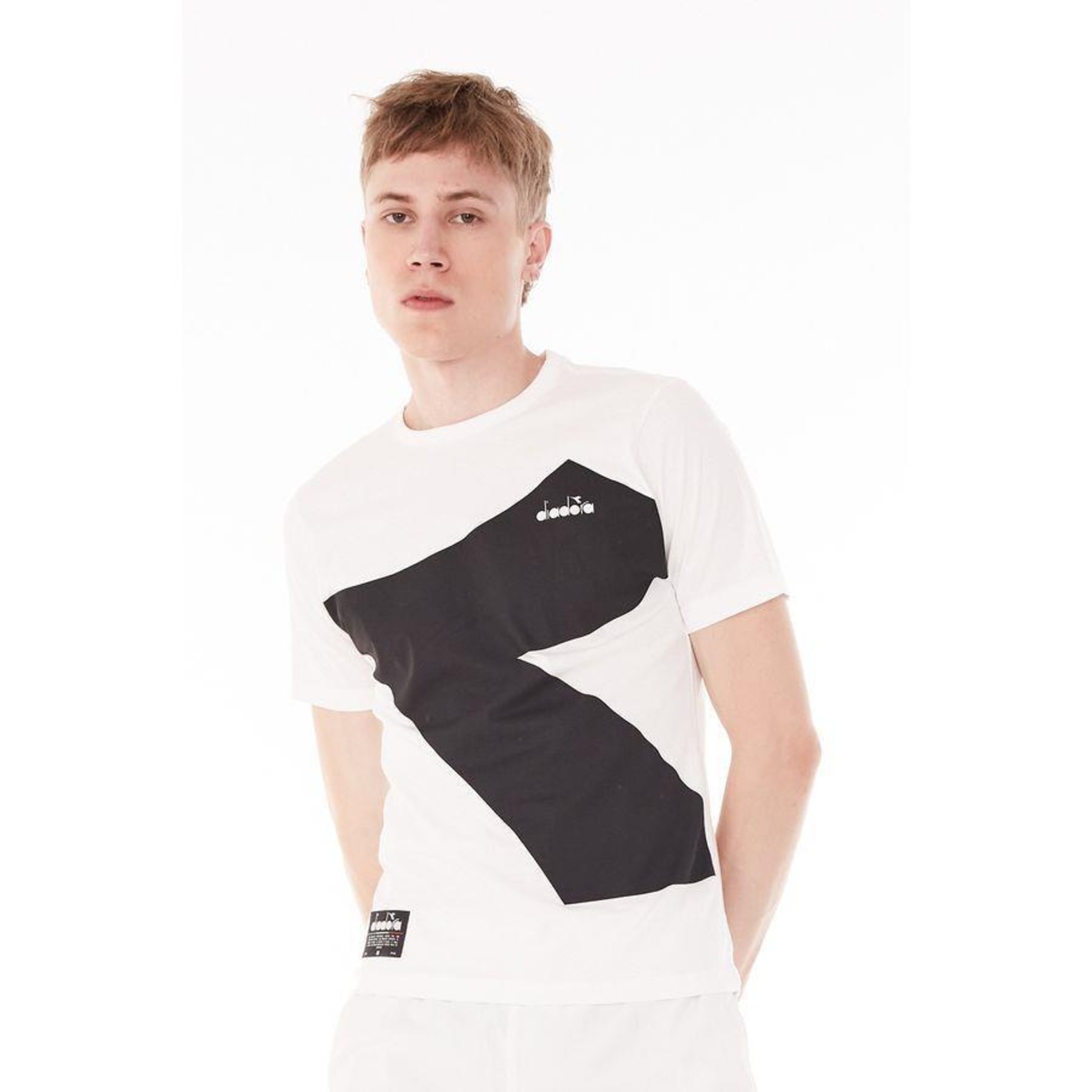 Camiseta Diadora Huge Frieze Off - Masculina - Foto 2