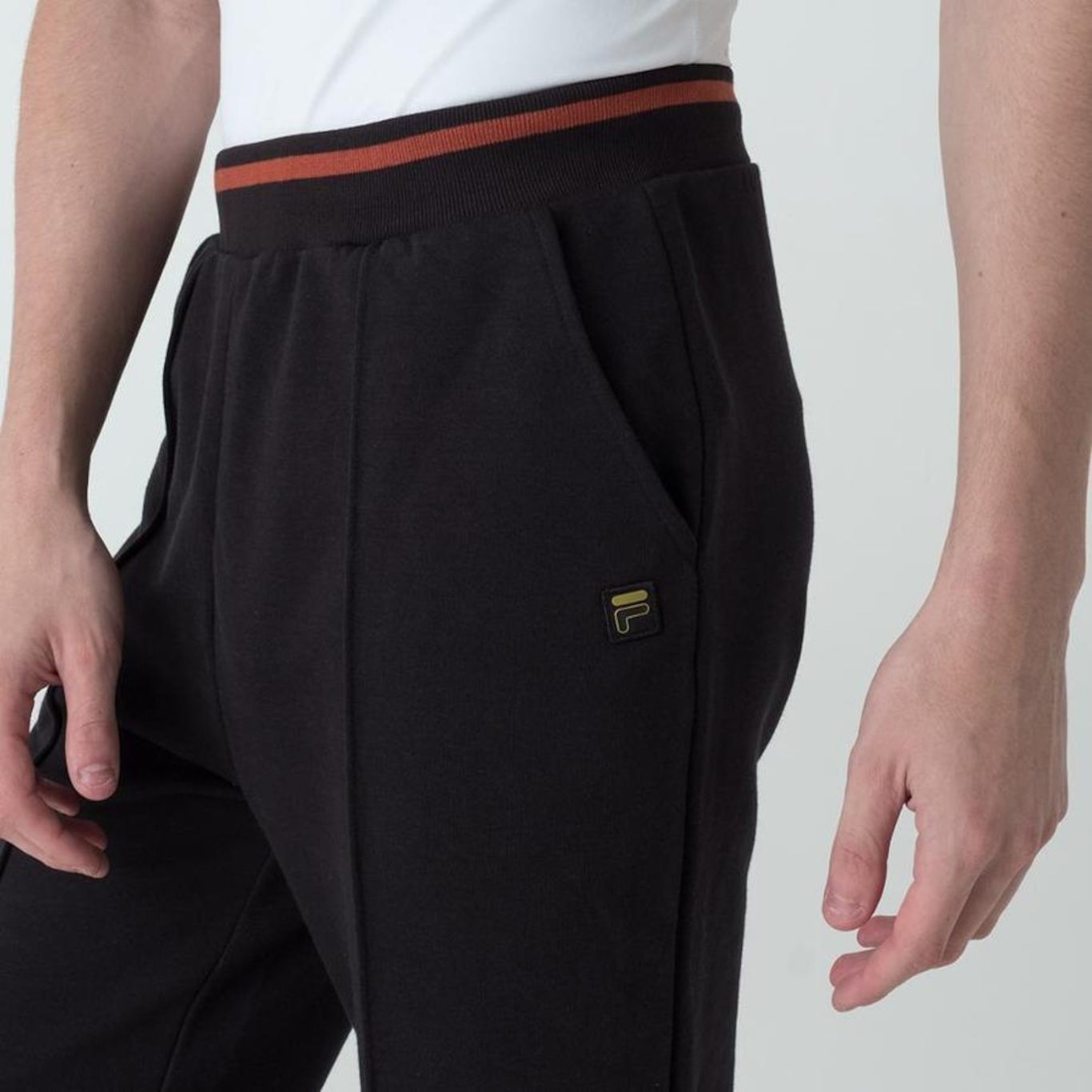 Calça Fila Dovi Jogger - Masculina - Foto 5