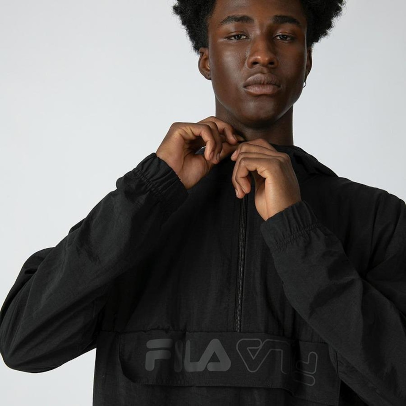 Jaqueta com Capuz Fila Anorak Basic - Masculina - Foto 2