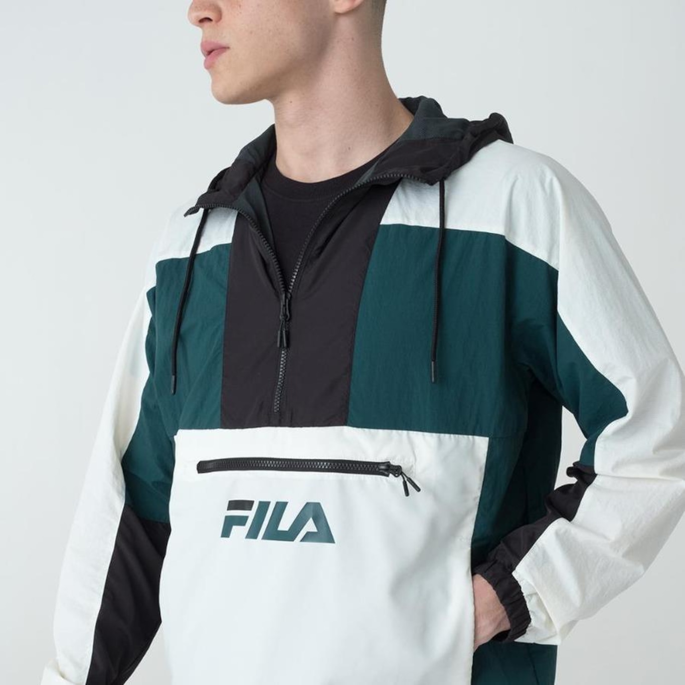 Jaqueta com Capuz Fila Anorak Wind - Masculina - Foto 4