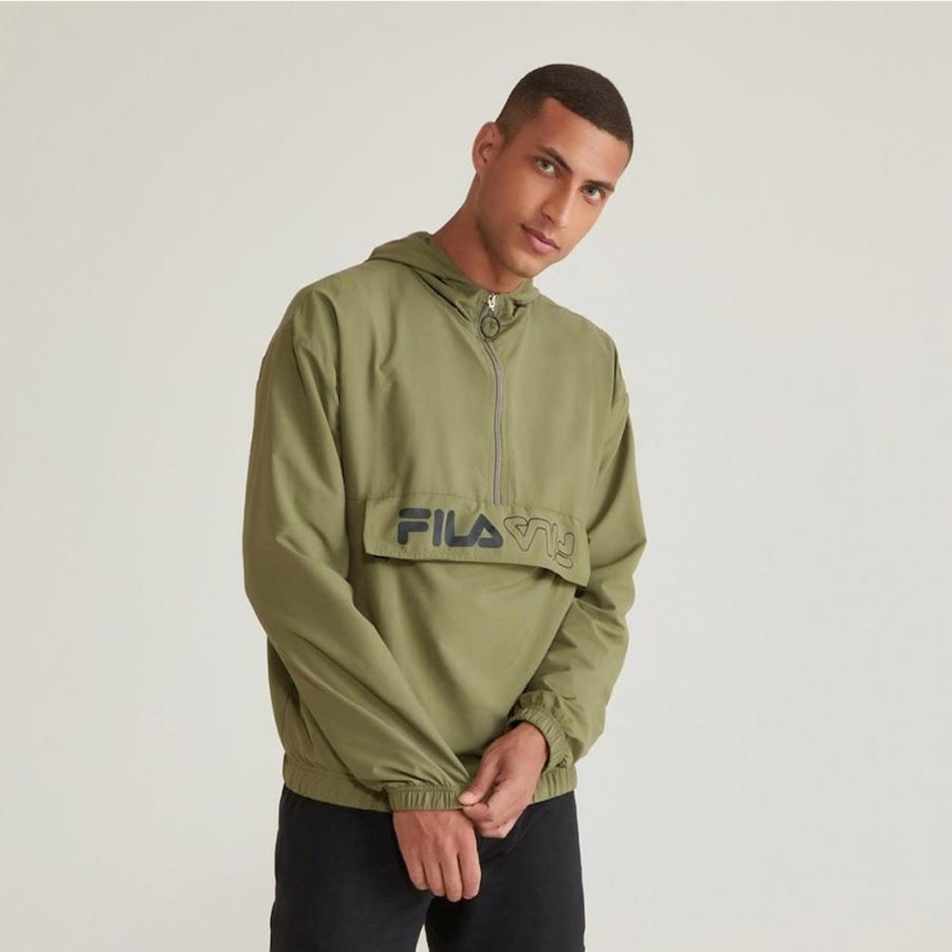 Blusão com Capuz Fila Anorak - Masculina - Foto 2