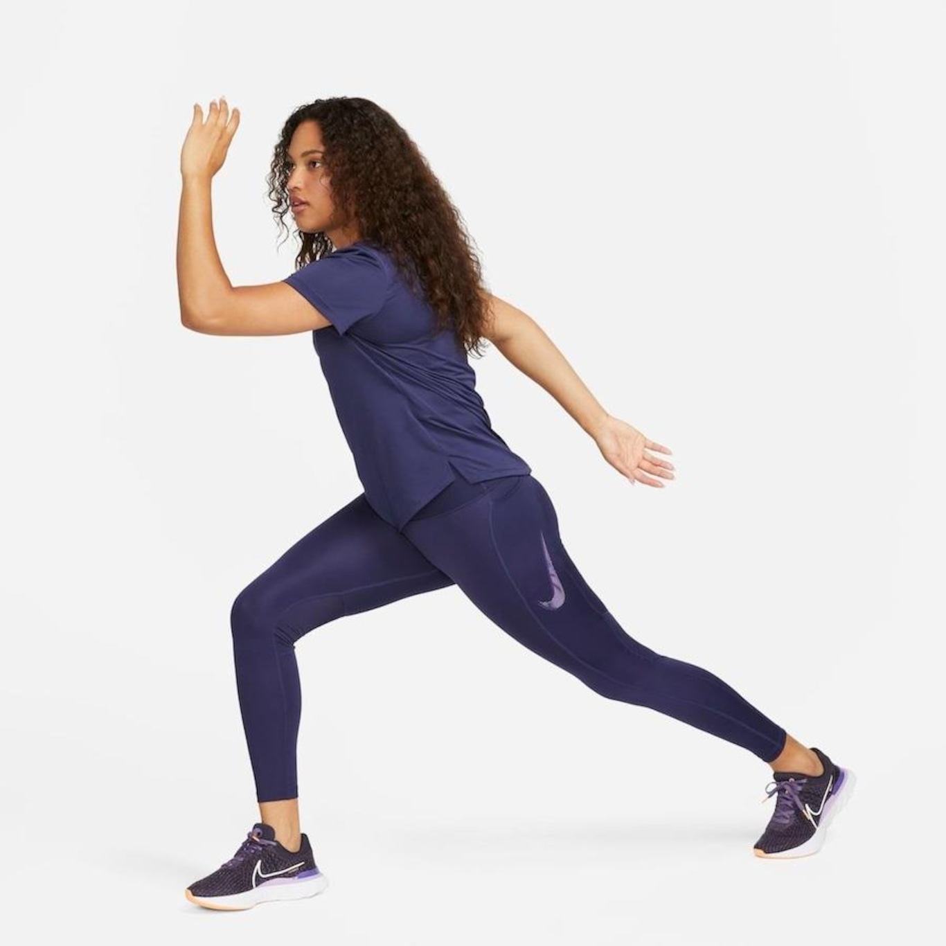 Legging Nike Dri-FIT Universa Feminina - Compre Agora