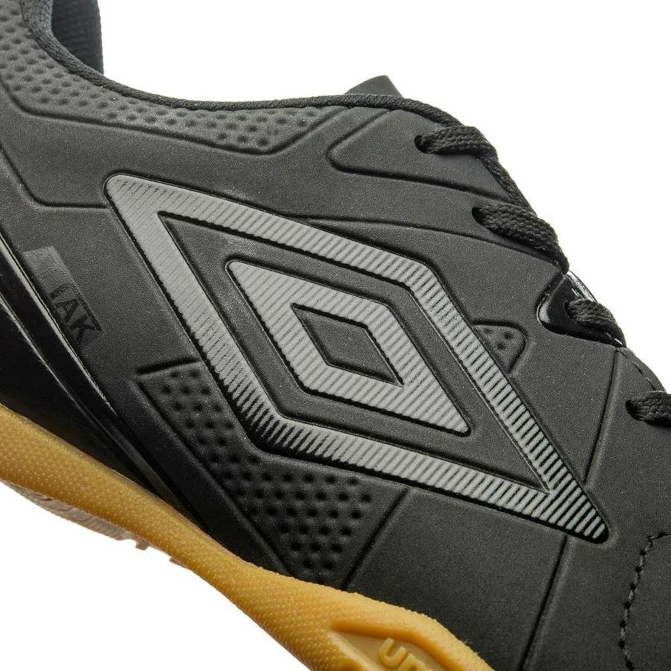 Tênis Futsal Umbro Attak Eternal - Adulto - Foto 3