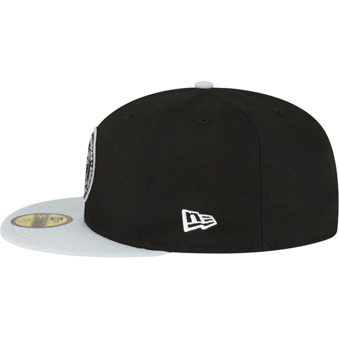 Boné Aba Reta New Era 59Fifty Fitted Las Vegas Raiders Sideline 2023 Team Patch - Fechado - Masculino - Foto 4